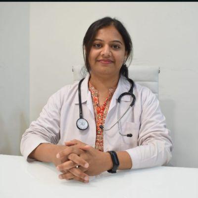 Dr. Akshata Khasgiwala​